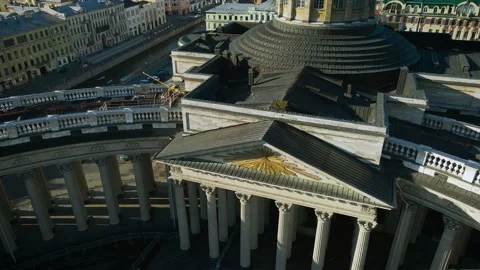 Aerial front view of the centre enter dome and colonnade of the Kazan Cathedral Stock Footage 207322688