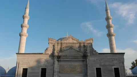 Aerial front view of Suleymaniye Mosque, Fatih, Istanbul, Turkey Stock Footage 143685903