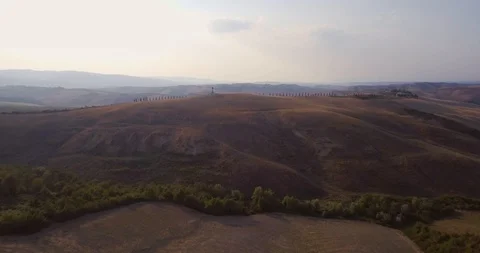 Aerial, gorgeous view on plowed fields landscape in Tuscany 스톡 동영상 102436872