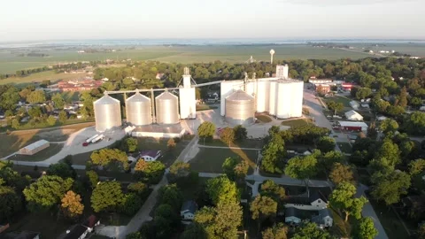 AERIAL OF GRAIN ELEVATOR IN MIDWEST. SPECIFICALLY, IOWA. Stock Footage 150225495