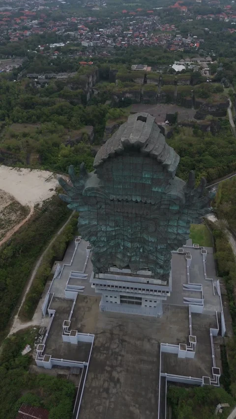 Aerial High-Angle View of the Garuda Wisnu Kencana Statue Complex, Bali Video stock 337685874