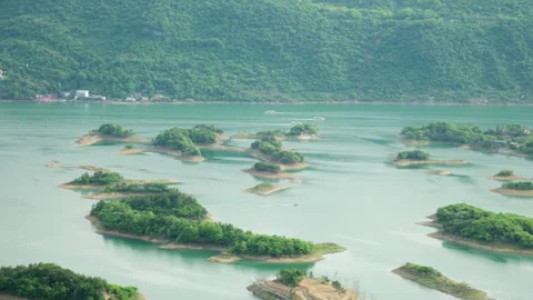 Aerial High-Angle View of Vast Lake Islands and Natural Geography Видео 334232017