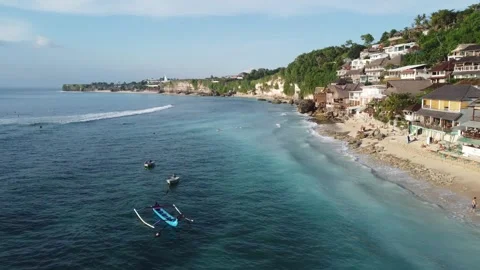 Aerial hover over left coastline at Bingin Beach, Bali Vídeo Stock 329004826