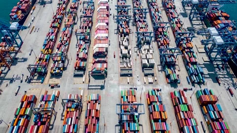 Aerial hyper lapse view of a industrial cargo container terminal 스톡 동영상 310832628