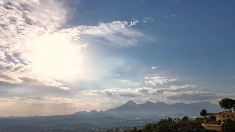 Aerial Hyperlapse 4K - Sun Rays Over Sierra de Bernia, Alicante Spain 動画素材 335550924
