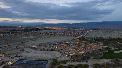 Aerial Hyperlapse of Evening Traffic Flow in Palm Desert, California Видео 105967509