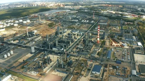 Aerial hyperlapse of an oil refinery Stock Footage 139961690