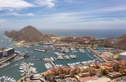 Aerial Hyperlapse Over Cabo San Lucas Marina with Panoramic View Stockbeeldmateriaal 313247227