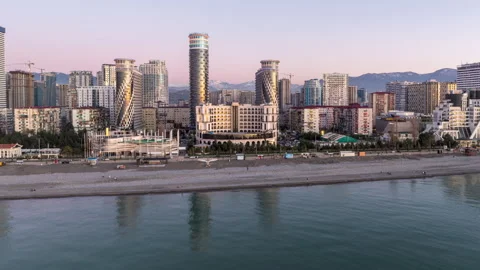 Aerial hyperlapse over modern luxury hotel Colosseum in Batumi Vídeo Stock 269049072