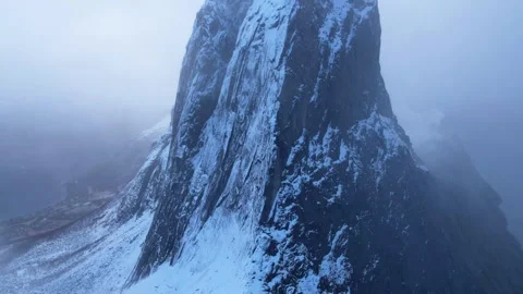 Aerial Hyperlapse of Segla Mountain in the Snow 스톡 동영상 308728895