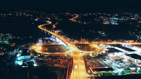 Aerial Hyperlapse of Traffic over big intersection bridges and ring road. Vidéo 104155274