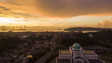 Aerial hyperlapse video of beautiful sunset on Kota Kinabalu City, Sabah, Malays Video stock 118094698