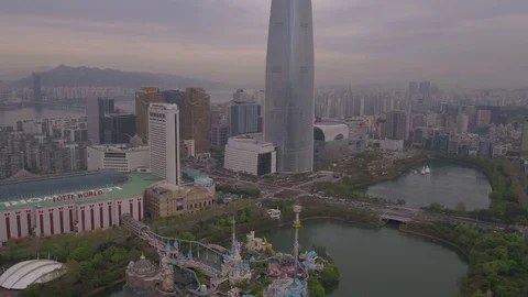 Aerial Korea Seoul April 2017 Jamsil Lotte Tower Hazy Overcast Day Stock Footage