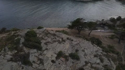 Aerial landscape view of rocks structures and the ocean near Cadaques Catal.. 스톡 동영상 244787651