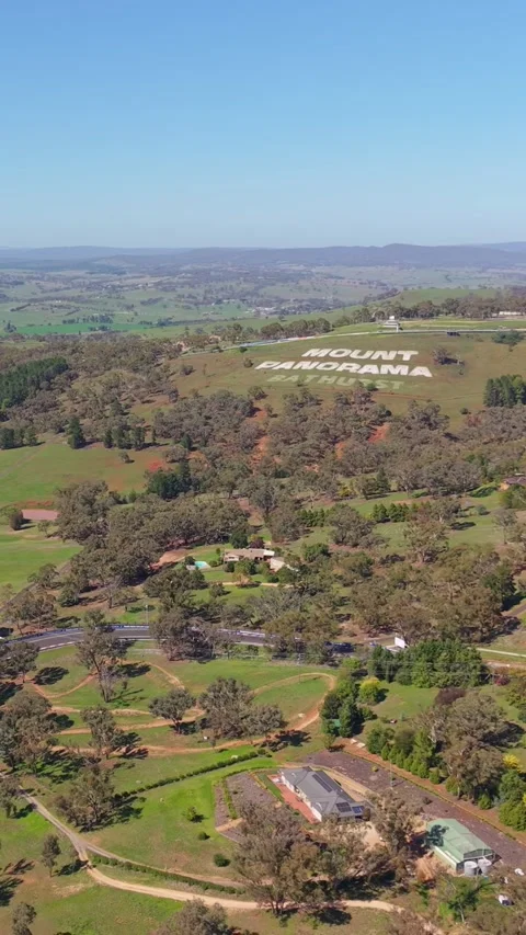 Aerial landscape view toward Mount Panorama in Bathurst NSW Stock-Footage 335000579