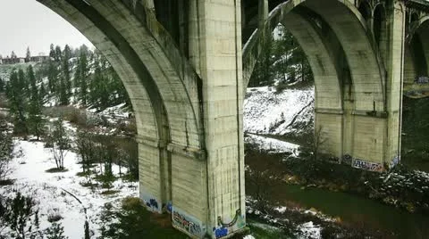 Aerial of large bridge with interesting architecture. Stock-Footage 18008074