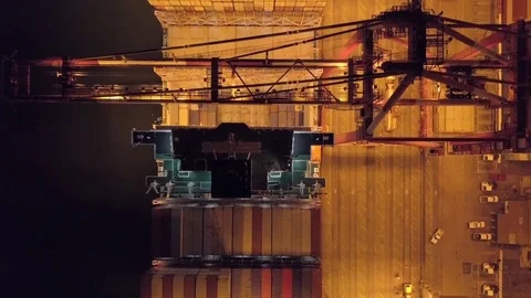 Aerial loading containers international import export business Vidéo 82680079