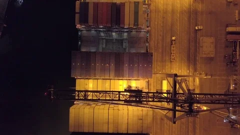 Aerial loading containers international import export business Vidéo 82681962