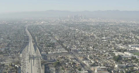 Aerial moving forward down LA highway, foggy day Stock Footage 106091252