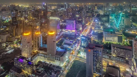 Aerial Night Timelapse of Ratchaprasong Intersection, Bangkok with Heavy Traffic 스톡 동영상 325658709