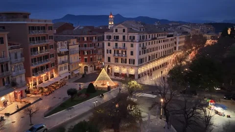 Aerial Night View of Festive Corfu Old Town Liston Square with Christmas Lights Vídeos de archivo 324948382