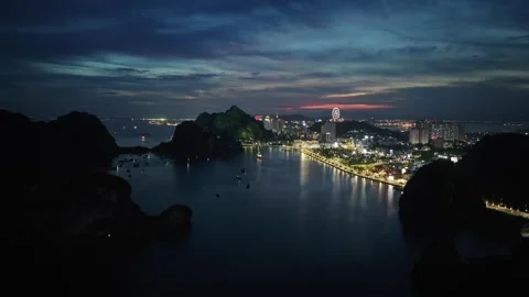 Aerial night view of Ha Long Bay and Quang Ninh waterfront in Vietnam Stockbeeldmateriaal 342691256