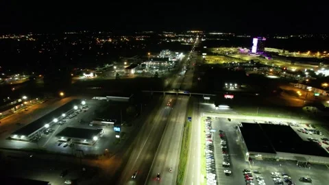 Aerial Night View of Interstate and City Lights in West Memphis Vidéo 347440368