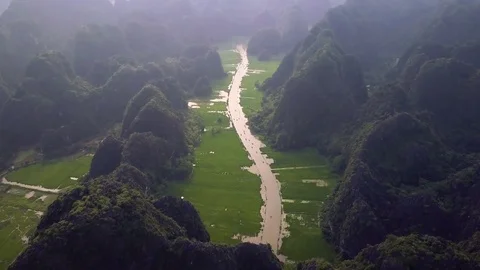 Aerial of Ninh Binh, Tam Coc, Vietnam 库存影片 76786366