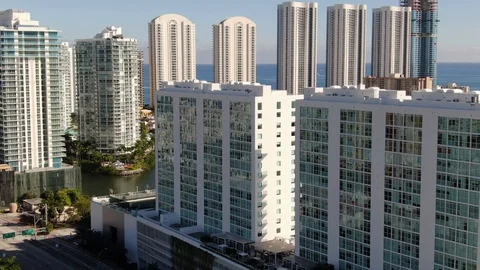 Aerial of North Miami Beach, Eastern Shores, Florida 스톡 동영상 100098274