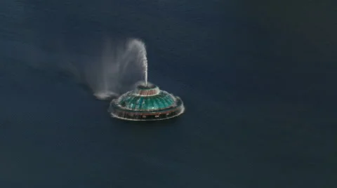 Aerial orbit of Lake Eola with fountain in Orlando, Florida Stock Footage 59495215