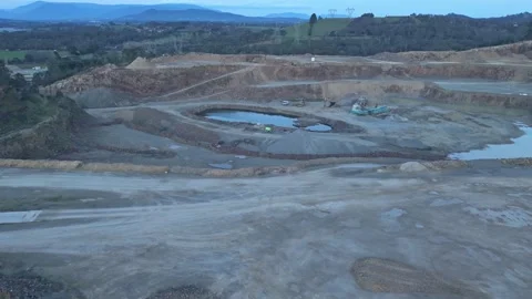 Aerial orbiting view of large industrial quarry Vidéo 342518240