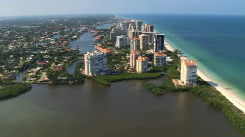 Aerial over residential islands along Florida coast Stock Footage 59498194