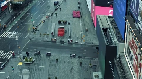 Aerial overhead Times Square pulling back during Covid pandemic empty NYC 스톡 동영상 147457348