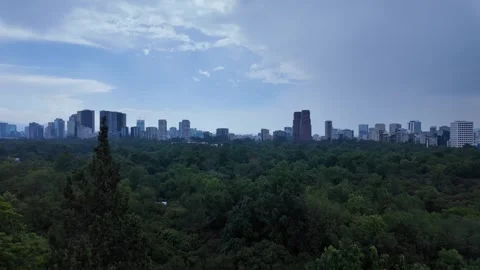 Aerial Pan Left Over Chapultepec Forest And Mexico City Skyline Vídeos de archivo 337439826