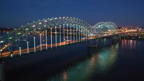 Aerial Pan of Memphis Hernando de Soto Bridge Lights at Night Vidéo 105983396