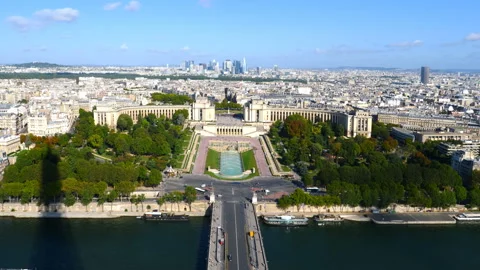 Aerial panorama view from Eiffel tower of Trocadero,Seine river, Palais de 스톡 동영상 143546403
