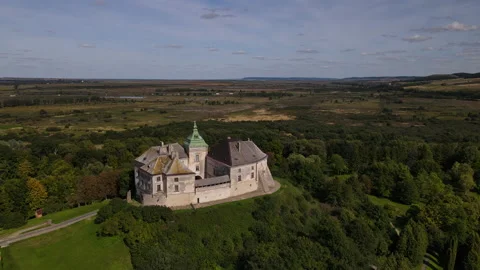 Aerial panoramic close up view of the surviving medieval rectangular fort Video stock 211876107
