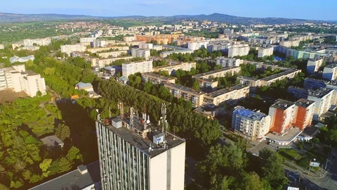 Aerial panoramic movement from right to left of the apartment district. 4K. Video stock 110300812