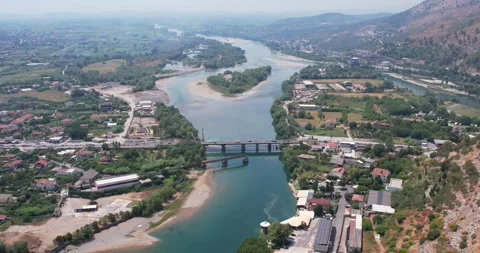 Aerial panoramic of Rozafa Castle in Shkoder, Albania Stock Footage 314717530