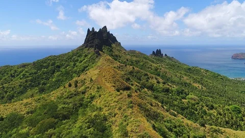 Aerial panoramic view of Aakapa bay on Nuku Hiva island, Marquesas, Polynesia Stockbeeldmateriaal 90912892