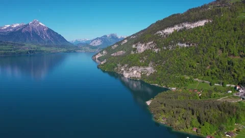 Aerial panoramic view of the around the lake Brienz in Switzerland Vídeos de archivo 309134381