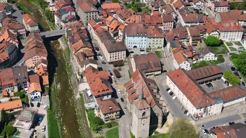 Aerial panoramic view around the old town of Moudon  in Switzerland 库存影片 308813038