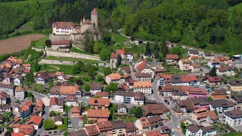 Aerial panoramic view around the old town of Lucens  in Switzerland 库存影片 308814492