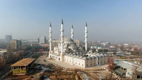 Aerial panoramic view of the central Mosque, Al-Sarahsi Stock-Footage 237427278