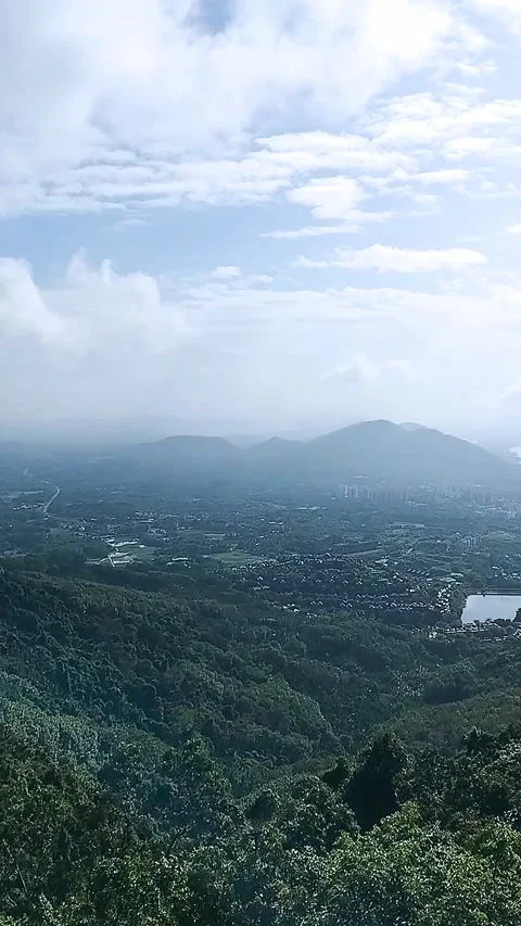 Aerial panoramic view from mountain top in Yanoda Park, Sanya, Hainan, China. Stock-Footage 333326908
