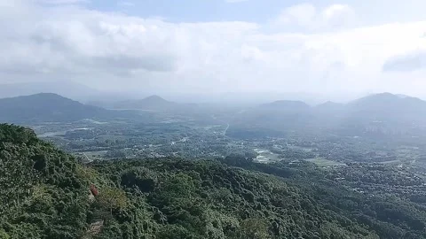 Aerial panoramic view from mountain top in Yanoda Park, Sanya, Hainan, China. Stock-Footage 333326965