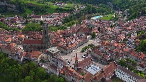 Aerial panoramic view of the old town city Fribourg 库存影片 309081284