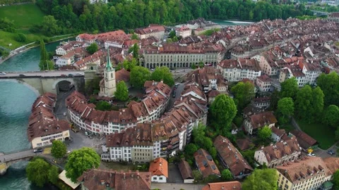 Aerial panoramic view of the old town city bern Vidéo 309085464