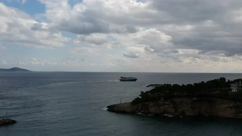 Aerial panoramic view over Patitiri, the capital town of Alonnisos island in  스톡 동영상 165960153