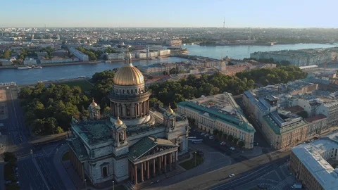 Aerial panoramic view of summer Saint-Petersburg city and Isaac cathedral Stock Footage 123346334
